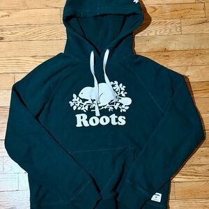 Roots Unisex Beaver Logo Hoodie Forest Green Size M (165/92A)
